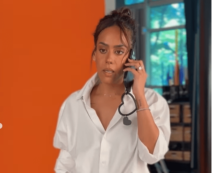 Amel Bent Poids